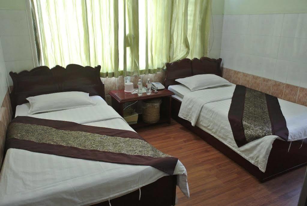 Palace Hotel Mandalaj Zewnętrze zdjęcie