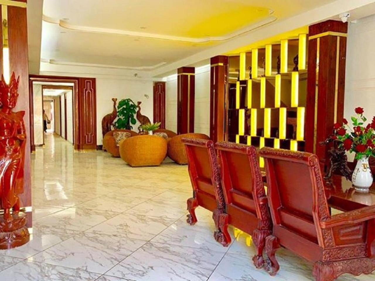 Palace Hotel Mandalaj Zewnętrze zdjęcie